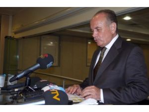 Topbaş'tan İstanbullulara Uyarı: Toplu Taşıma Araçlarını Kullanın