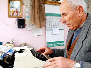 Arzuhalcilik mesleği teknolojiye direniyor