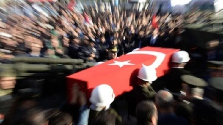 Makam aracına roketli saldırı düzenlenen binbaşı şehit düştü