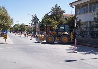 Yol düzenlemesi öğrencileri mağdur etti