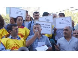 Eğitim-sen Üyeleri Bakanlık Önünde Eylem Yaptı