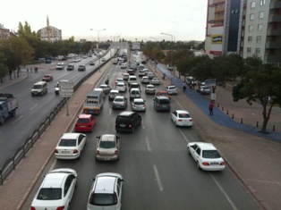 Zincirleme kazada 6 araç birbirine girdi