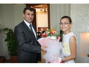 Öğrencilerden Başkan Vekili Altınsoy’a Ziyaret