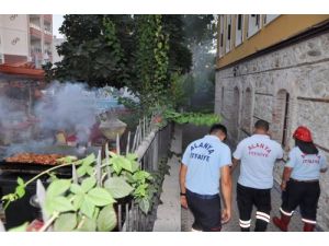 Turistlerin Mangal Partisi, Atatürk Evi'nin Yangın Alarmını Çaldırdı
