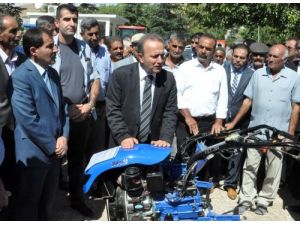 Tuncelili Çiftçilere Ekipman Makine Ve Ekipman Desteği