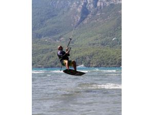 Kiteboard Türkiye Şampiyonası Gökova'da Başladı