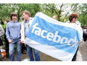 Rusya’dan Facebook’a Kapatma Uyarısı