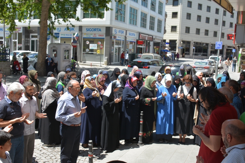 Hayır Çarşısı dualarla açıldı