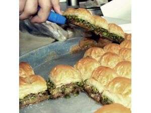 Baklava Üreticisi Fıstık Fiyatının Düşürülmesini İstiyor