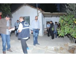 Suriyeli Adam İzmir’de Karısını Kalbinden Bıçaklayarak Öldürdü