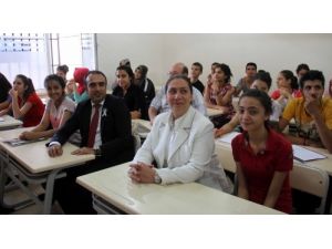 Diyarbakır’da Gençlik Merkezi Açıldı
