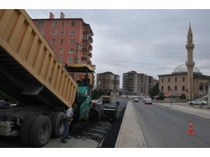 Asfaltlama Çalışmaları Devam Ediyor