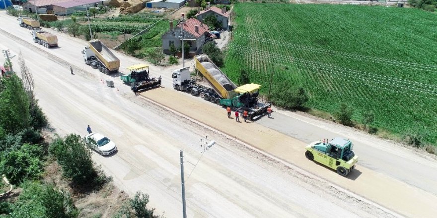 Başkan Kavuş: “Asfalt sorunu Meram için en kısa zamanda tarih olacak”