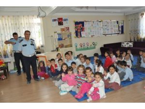 Anasınıfı Öğrencilerine Oyunlarla Trafik Eğitimi Verildi