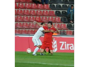 Gaziantepspor: 1- Çorum Belediyespor: 1 (İlk Yarı)