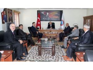 Aras Edaş Genel Müdürü Köker, Belediye Başkanı Arslan'ı Ziyaret Etti