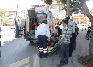 Elektrikli bisiklete çarpan şahıs kaçtı