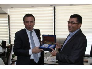 'Ortada Doğmuş Bir Çocuk Var, Adının Konulması İçin Nüfus Kağıdı Çıkarılacak'