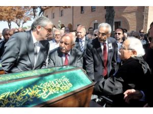 Duayen Kütüphaneci, Son Yolculuğuna Uğurlandı