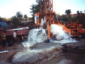 Hüyük'te su sevinci