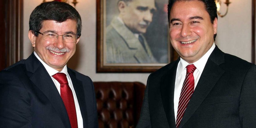 Babacan ve Davutoğlu birleşiyor mu?