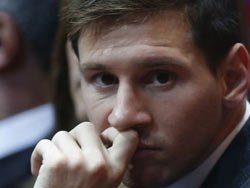 Messi hakim karşısında