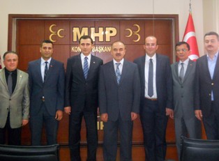 Vali Erol'dan MHP'ye ziyaret