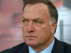 Galatasaray'dan Dick Advocaat bombası