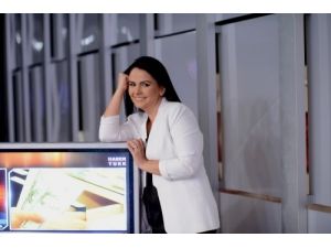 Ünlü Sunucu Canbaş: Şapkamızı Önümüze Koyup Düşünme Zamanı Geldi