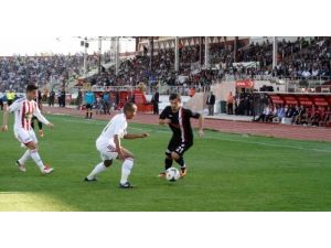 Elazığspor: 0 - Sivasspor : 2 (İlk Yarı)