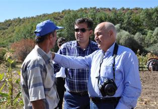 Vekiller Meram'ın köylerini gezdi