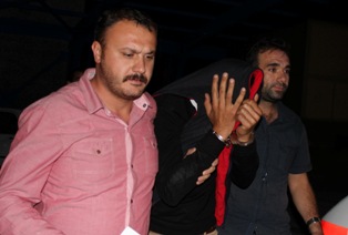 Patates soğan hırsızları yakalandı