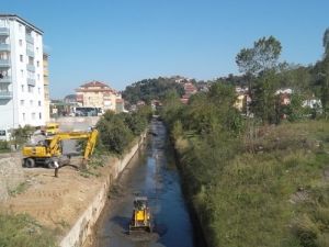 Dere Yatakları Temizleniyor