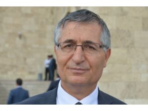 Yeniçeri: Başörtüsü Kararı, Demokratikleşme Paketi İçinde En Doğru Şey (Özel)