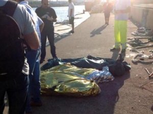 İtalya'da tekne faciası: 82 ölü