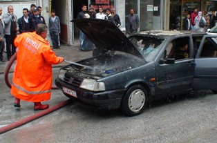 Ereğli'de otomobil yangını