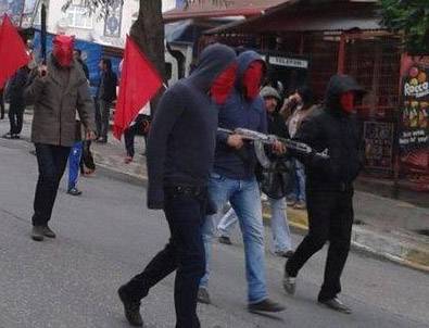 Cenazede şok görüntüler