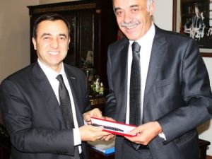 Tuskon’dan Etso'ya Ziyaret