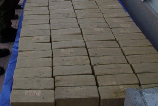 100 kilo eroine 5 gözaltı