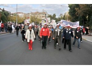Tekirdağlılar 'Yürüyoruz Be Ya' Projesiyle Yürüdü