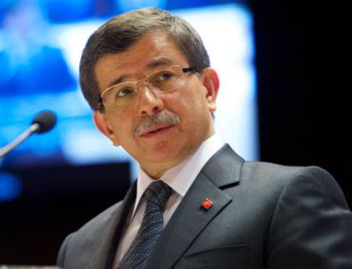 Davutoğlu'ndan Esad'ın iddialarına yanıt