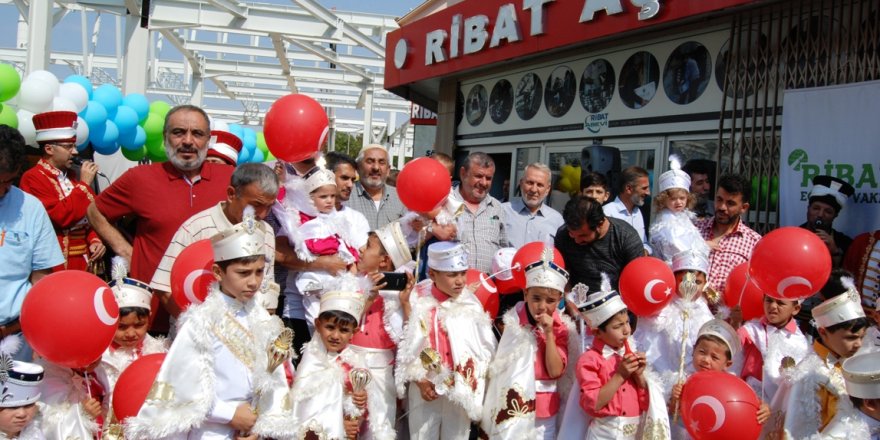 Ribat geleneksel  sünnet şöleni yapıldı