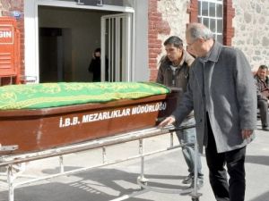 Zihinsel Engelli Kız Evde Çıkan Yangında Öldü