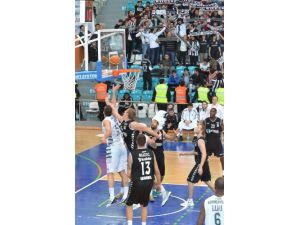 Aliağa Pektim 63 , Beşiktaş Integral Forex 85