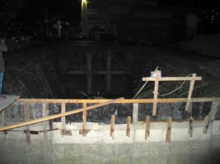 Konya'da inşaatta çökme