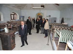 Emekli Cezaevi Çalışanları Ulucanlar’ı Ziyaret Etti