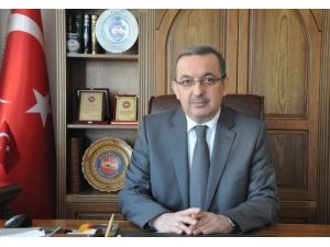 Bayraktutar: Kurban Bayramı'nı Beş Yıldızlı Otellerde Esarete Çevirmeyin