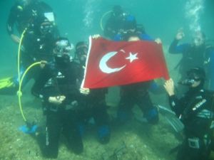 Polis Meslek Yüksekokulu Öğrencileri Dalış Eğitimi Aldı