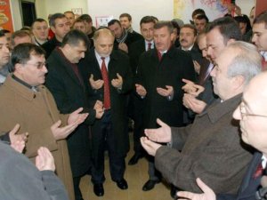 Burger King'i dualarla açtılar!