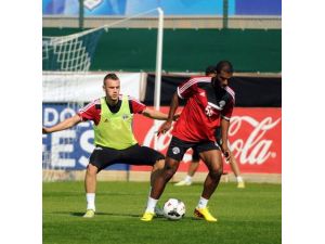 Kasımpaşa Günü Çift Antrenmanla Tamamladı